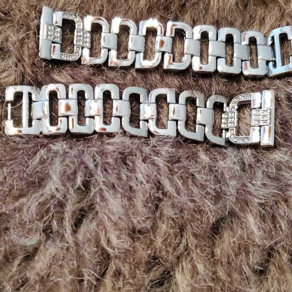 NWOT BAND FOR SMART WATCH